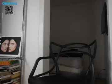 Chaturbate Live Sex Cam of dannyss__18