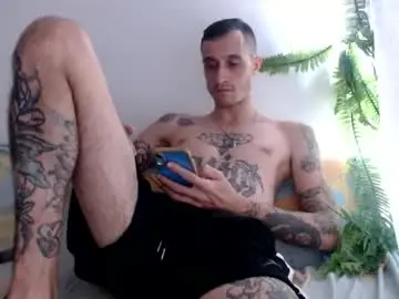 Chaturbate Nude Webcam of ed_big_cock