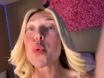 Chaturbate Free Porn Cam of bedroom_peephole