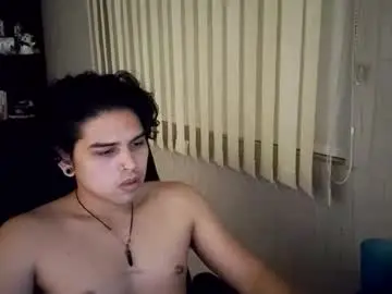 Chaturbate Watch Live Sex Cams of liamrides