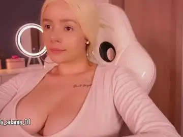 Chaturbate Live Sex Cam of bella_adams_
