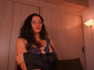 Chaturbate Watch Live Sex Cams of miaportman