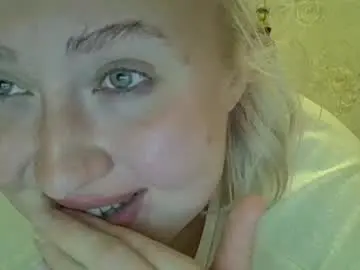 Chaturbate Sex Cam of curvywild_lady30