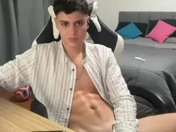 Chaturbate Live Sex Cam of thomassex0