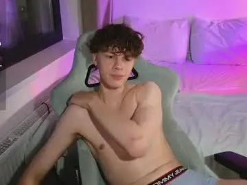 Chaturbate Best live sex cam show of cute_thomas