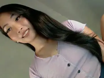 Chaturbate Live Porn of pillow_whispers