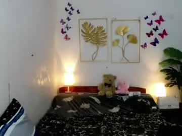 Chaturbate Live Sex Cam of yourdreamboyx