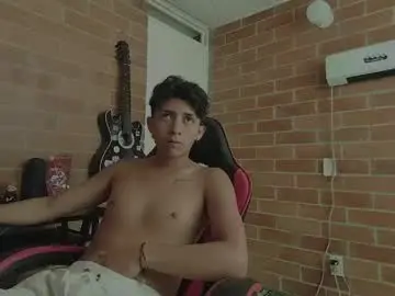 Chaturbate Private Sex Chat of ethann2_