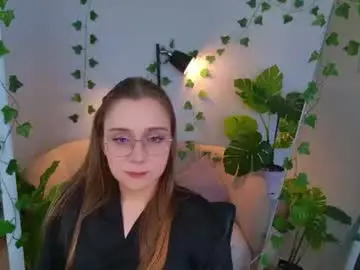 Chaturbate Free Live Porn of hollywheeler_