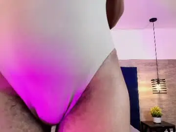 Chaturbate Adult Video Chat of elliee_alves