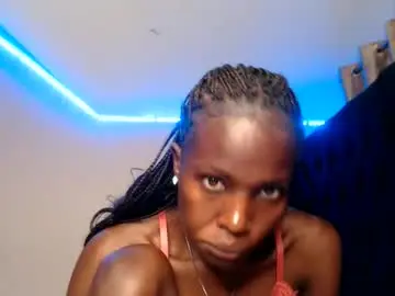 Chaturbate Free Porn Cam of essy_hero