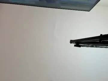 Chaturbate Live Sex Cam of sarita_loven