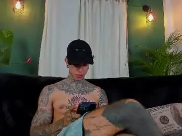 Chaturbate Live Porn of aron_ford