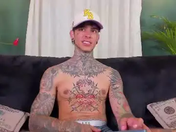 Chaturbate Live Sex of aron_ford