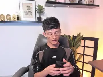 Chaturbate Watch Live Sex Cams of patrick_howland_