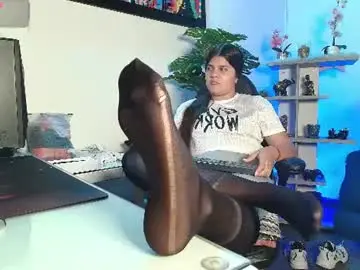 Chaturbate Best live sex cam show of antonellariu