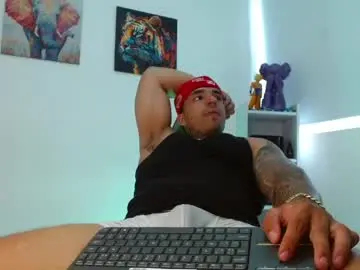 Chaturbate Free Live Porn of darius_phoenix