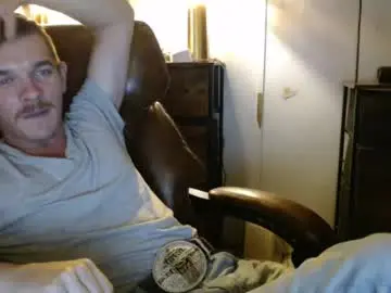 Chaturbate Live Sex Cam of ethansteelexxx2