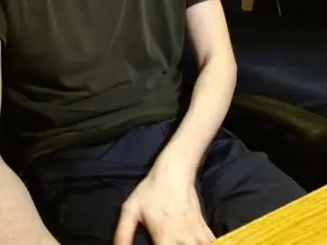 Chaturbate Live Sex Cam of readytocum90