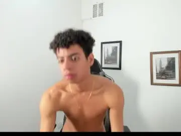 Chaturbate Adult Webcam of alexx_cum18