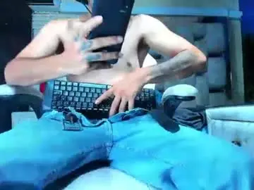 Chaturbate Watch Live Sex Cams of axell_cross2