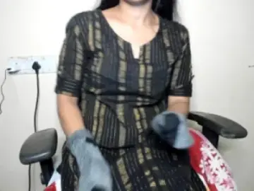 Dscgirls Nude Webcam of Hari_priya