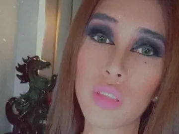Imlive Live Sex Cam of GoddessRavenNoir