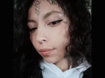 Imlive Live Porn of MissLaurie