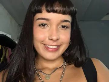 Imlive Live Porn of KuromiLops