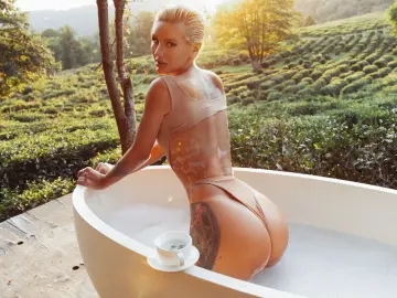 Livejasmin Live Porn of MoniqueHils