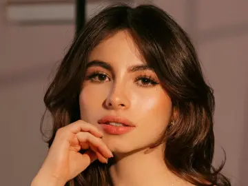 Livejasmin Free Porn Cam of LauriSweet