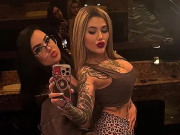 Livejasmin Live Sex of MadinaAndKatrine