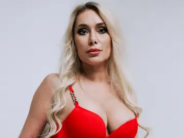 Livejasmin Watch Live Sex Cams of IsadoraDunkan