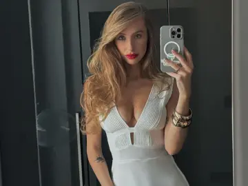 Livejasmin Best live sex cam show of KikkyHey