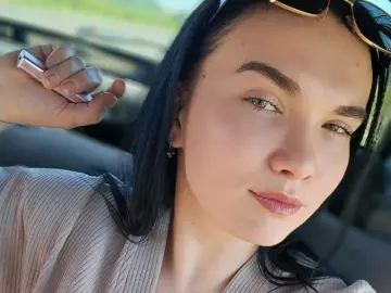 Livejasmin Live Sex Cam of MelindaHeid