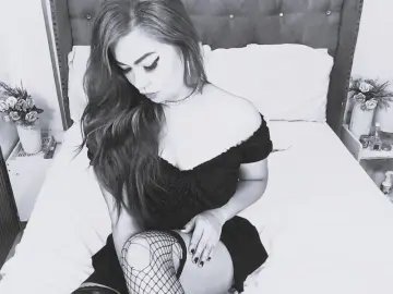 Livejasmin Free Porn Cam of MckenzieLeei