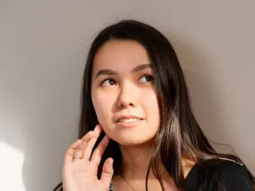 Livejasmin Watch Live Sex Cams of LeoniaMangis