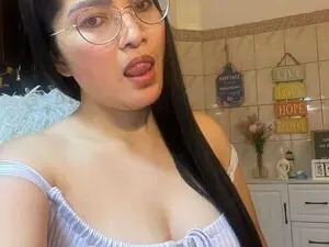 Myfreecams Free Porn Cam of RedHOTPinay01
