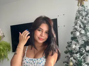 Myfreecams Watch Live Sex Cams of Emelydolce