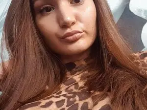 Myfreecams Nude Webcam of AmbraEnms
