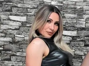 Myfreecams Private Sex Chat of Sweetcherry32