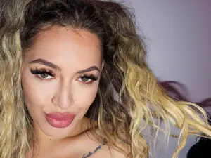 Myfreecams Free Live Porn of EvaKrystal