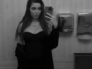 Myfreecams Live Sex Cam of Jessica_Jessi