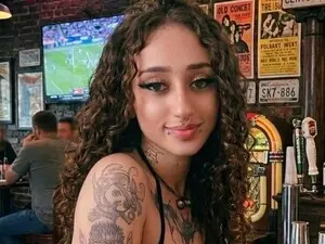 Myfreecams Live Sex Cam of Mariana_Cutte