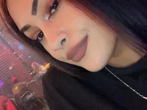Myfreecams Adult Video Chat of VelvetRavenXX