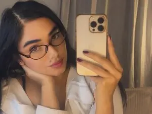 Myfreecams Live Porn of CamiiHerrera