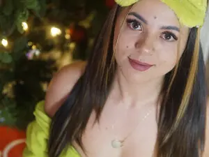 Myfreecams Nude Webcam of RenesmeSweet