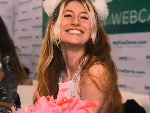 Myfreecams Adult Webcam of SweetMango