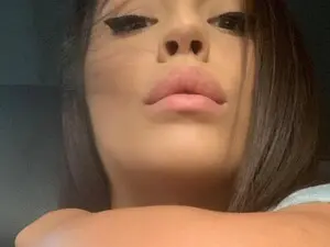 Myfreecams Nude Webcam of ImagineRoses