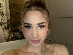 Myfreecams Sex Cam of BunnyHeat